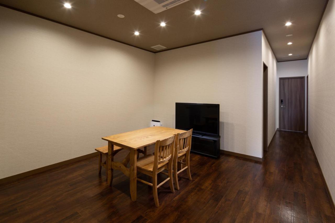 Connect Nishijin Apartment *
